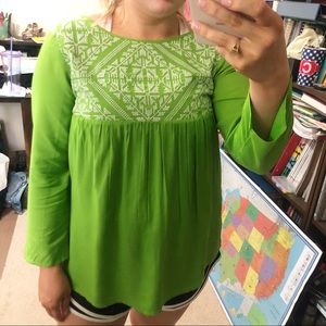 NWT The Vanca Green White Embroidered Top Medium